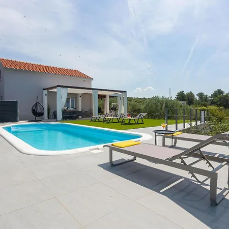 Pet Friendly In With House Sea View * Sutivan