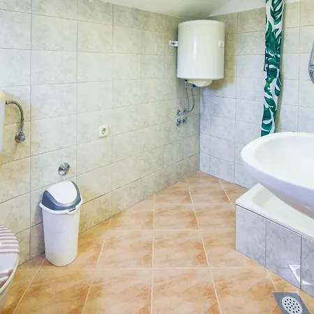 Holiday home Pet Friendly In With House Sea View